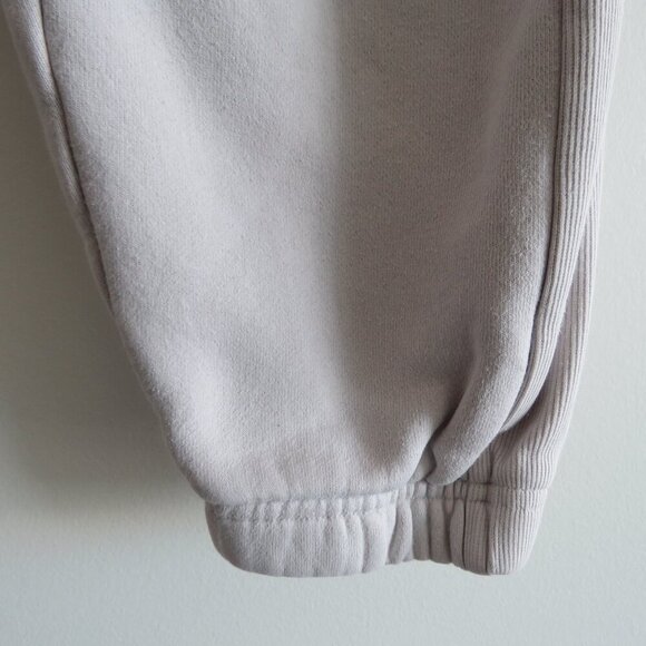 ARITZIA TNA Cozy AF Sweatfleece Boyfriend Sweatpant Heather Cloud White Size S - Picture 9 of 16